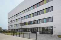Der hochmoderne Neubau des Zentrums für Pharmaverfahrenstechnik.......