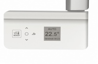Modernste AEG Regelelektronik trägt dank nützlicher Funktionen zu Wohlbefinden und Energieeinsparung bei. Wird das Bad gelüftet, registriert die Regelung das geöffnete Fenster und senkt die Heizenergie selbsttätig. <br />Bilder: AEG Haustechnik