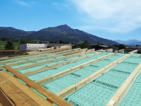 Top-Dämmleistung, einfaches Handling und größtmögliche Gestaltungsfreiheit – mit den Hochleistungsprodukten für die Aufdachdämmung von Steinbacher.<br />Bilder: Steinbacher
