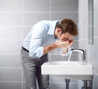 Einwandfreies Trinkwasser im öffentlichen Sanitärraum.......