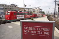 Die Erneuerbaren Energien sind unterwegs: Nach der gelungenen Auftaktveranstaltung in Düsseldorf ist der Wärmepumpen-Info-Zug jetzt auf Deutschland-Tournee.
