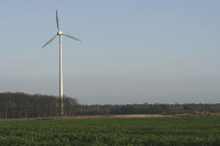 In seiner Regierungserklärung vom April hatte Bundesumweltminister Sigmar Gabriel  von einer Steigerung der Stromerzeugung durch Erneuerbare Energien auf 27 % gesprochen.