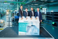 Dr.-Ing. Norbert Schiedeck, Vaillant Group CEO, Sven Hansmeier, Geschäftsführer der FIBAV Gruppe, Dr. Tillmann von Schroeter, Geschäftsführer Vaillant Deutschland, und Lutz Forßmann, Werksleiter Remscheid (von links nach rechts)<br />Bild: Vaillant