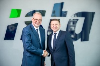 Thomas Zinnöcker begrüßt Dr. Hagen Lessing (v.l.)<br />Bild: ista 