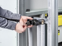 Die passgenaue Dämmung der Viega-Wandscheiben ist universell einsetzbar: Ohne den Adapter in Verbindung mit der Wandscheibenabdichtung, mit dem Adapter auch direkt in Verbindung mit den Viega-Rotgussverlängerungen, wenn keine Anforderungen an den Feuchteschutz gestellt werden. <br />Bilder: Viega