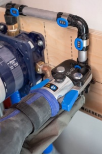 „Beim neuen Versorgungssystem Geberit FlowFit bleiben.......