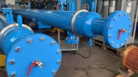 Neue Sicherheitsrohrbündel-Wärmetauscher von FUNKE vom Modell SWF-HE mit Kompensatoren im Sicherheitsraum. Der Kompensator schützt den Sicherheitsraum vor den Auswirkungen von zu großen Temperaturunterschieden zwischen Mantel- und Rohrseite.  <br />Bild: FUNKE Wärmeaustauscher 