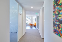 Im Neubau wurden moderne Büros eingerichtet. Für frische Luft und ein angenehmes Arbeitsklima sorgt das Komplettsystem Airconomy. <br /><br />