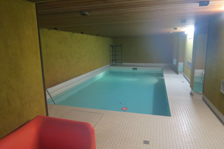 Wird noch saniert: Das Schwimmbad aus den Achtzigerjahren...
