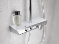 Die Wasserregulierung des AquaXPro 200 Thermostats wird über innovative Gleitregler gesteuert. Für mehr Bedienkomfort sind alle Funktionselemente mit einer Rändelstruktur gripoptimiert und punkten durch eine edle und moderne Optik. 