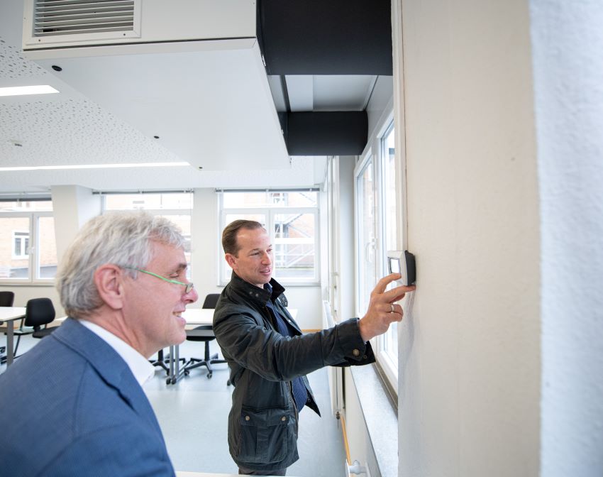 Mark Becker vom Installationsunternehmen Gebrüder Becker...