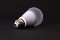 Wer Energie einsparen möchte, sollte seine gesamte Beleuchtung auf LED umstellen. <br />Bild: atimedia Pixabay.com