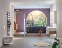 Dieses luxuriöse Badezimmer nimmt einen mit in eine andere Welt. Die elegante WALK-IN XB Free von Kermi passt dazu perfekt.<br />Bild: Kermi