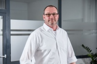 Stefan Türolf steht Kunden und Partnern bei technischen Fragen kompetent zur Seite.<br />