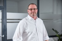 Stefan Türolf steht Kunden und Partnern bei technischen.......