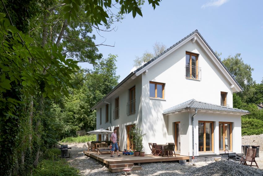 Das neue Zuhause der Familie Schmitt am idyllischen...