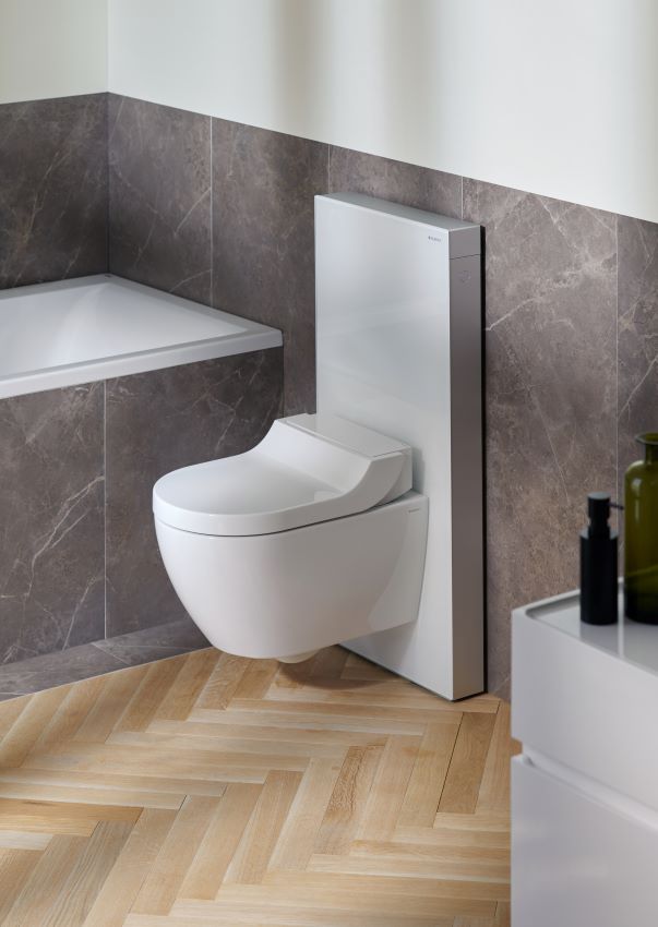 Die Dusch-WCs Geberit AquaClean – hier die Komplettanlage...