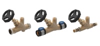 Geberit hat die Pressanschlüsse direkt an den Ventilen angeformt, somit können diese ohne zusätzliche Gewindeübergänge eingebaut werden. Die Ventile werden direkt mit dem Rohrleitungssystem verpresst, so wird die gesamte Installation deutlich vereinfacht. 