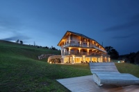 Das spaHaus derWaldfrieden als Wohlfühlort in Hanglage.