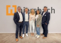 Das Team der niersbach Industrievertretung freut sich.......