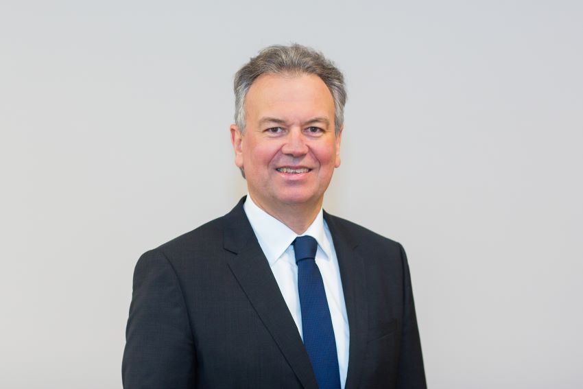Dr. Wolfgang Schwarz, Hauptgeschäftsführer Fachverband...