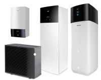 Mit Geräten von Pluggit kombiniert werden kann künftig das gesamte Portfolio an Daikin Altherma Wärmepumpen (abgebildet verschiedene Modelle der Daikin Altherma 3 H HT).<br />Bild: Daikin