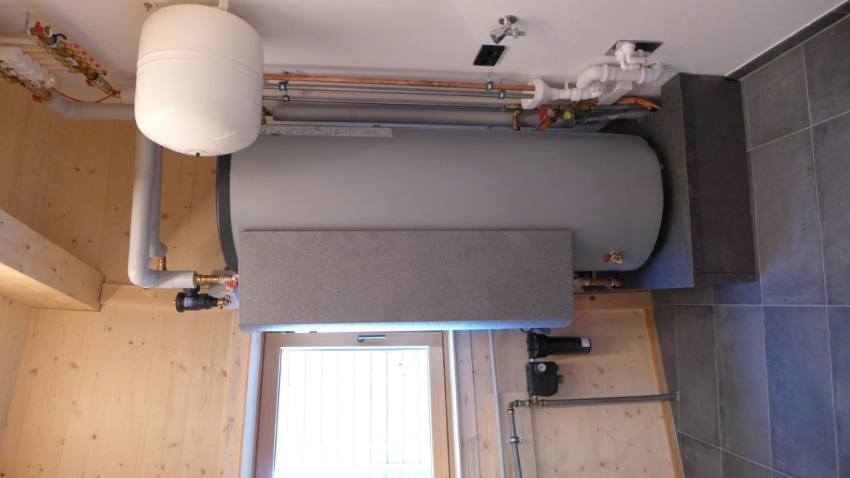 Die platzsparende Roth Hydraulikeinheit TAF 180 l/62...
