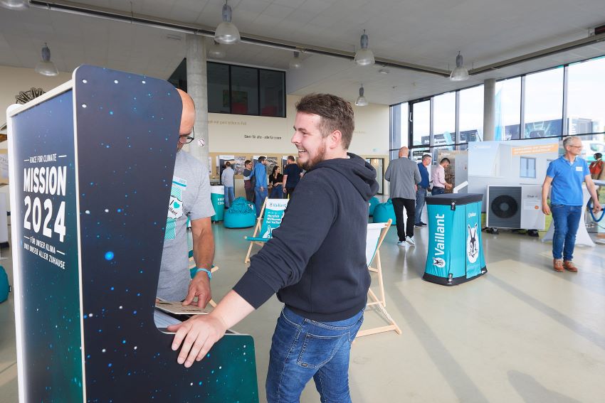 Bei der „Mission 2024“ durchlaufen die Fachpartner...