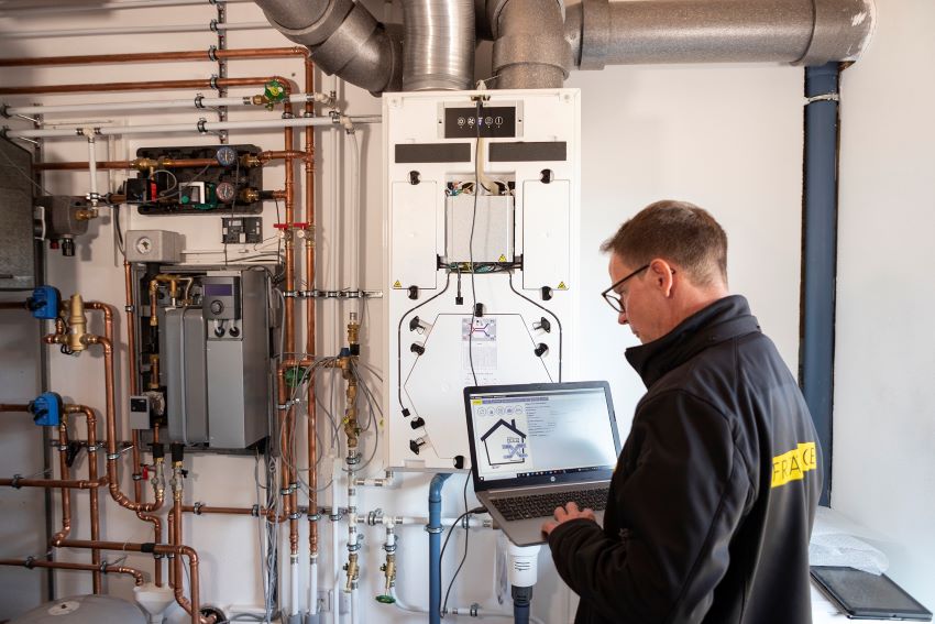 Die Inbetriebnahme des Lüftungsgeräts profi-air 250...