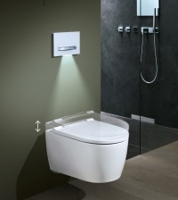 Das Geberit ONE WC kann auch Jahre nach dem Einbau in der Höhe verstellt werden – ohne dafür die Vorwand öffnen zu müssen. 