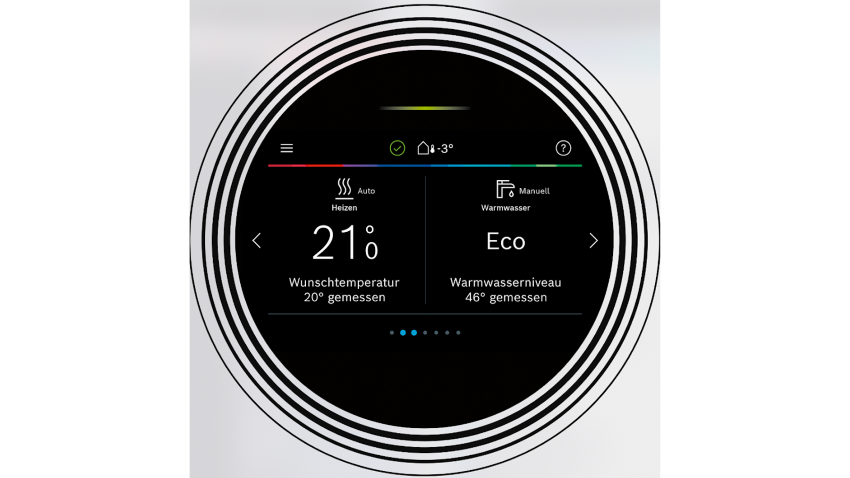 Mit dem fünf Zoll Farb-Touch-Display des UI 800 Bedienfeldes...