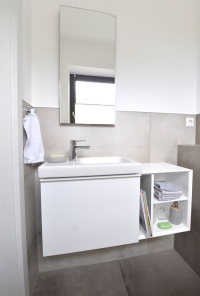 Dank der modularen und flexiblen Kombinationsmöglichkeiten der Badserie Geberit iCon konnte Familie Grewe die perfekte Kombination für ihr kleines Bad zusammenstellen und das geringe Platzangebot optimal ausnutzen.