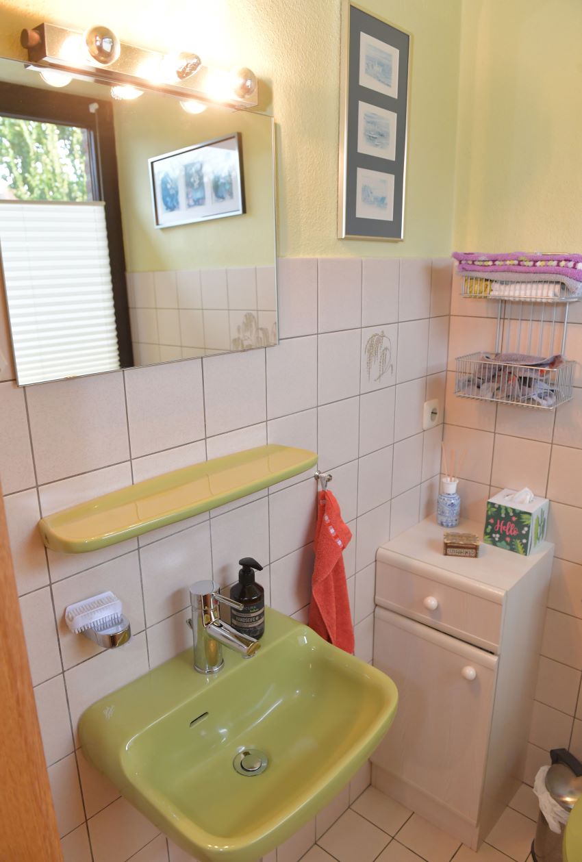 Als Stauraum diente lediglich ein kleiner Schrank,...