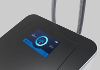 Über den praktischen Touchscreen mit LED-Statusanzeige können Informationen wie Statistiken zum Wasserverbrauch, Logbuch, Wartungseinstellungen und -durchführung jederzeit abgerufen werden. Schritt für Schritt werden Nutzer so über das Touchscreen-Menü durch die einzelnen Vorgänge geführt.