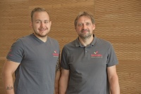 Elyas Seidel und Ronny Kultscher konnten viele Informationen aus den 3 Tagen Wärmepumpen-Intensivtraining bei Stiebel Eltron mitnehmen. 