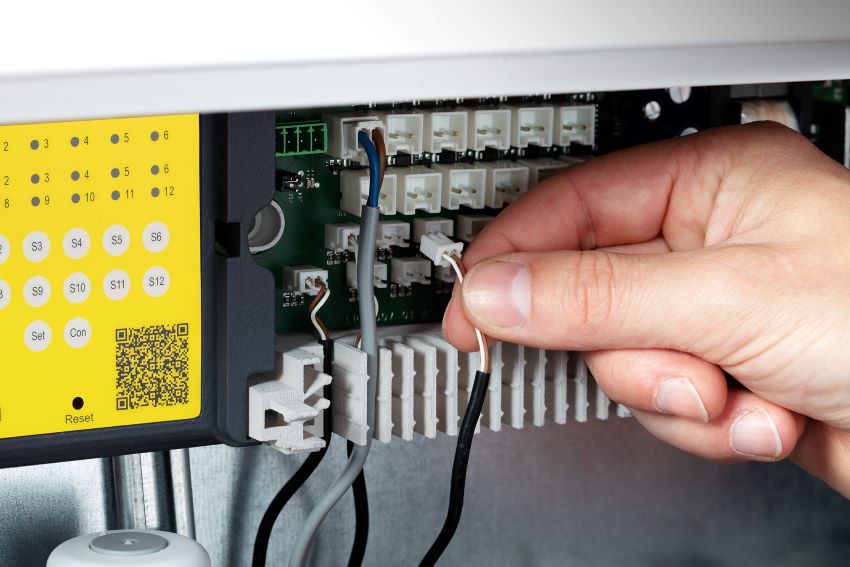 Die Basiseinheit von „Fonterra Heat Control“ wird steckerfertig...