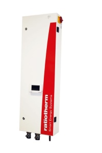 Das neue Power-to-Heat System PV Max-Heater F12 von ratiotherm wandelt Strom, der nicht anderweitig benötigt wird, in regenerative Wärme um und speichert diese zur späteren Nutzung für Heizung und Brauchwassererwärmung im hydraulisch integrierten Wärmespeicher.<br />Bild: ratiotherm