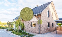 Eine gute Dämmung mit Mineralwolle hilft, den benötigten Energiebedarf des Hauses deutlich zu reduzieren und ermöglicht zudem, die Heizung mit niedrigeren Vorlauftemperaturen zu betreiben.<br />Bild: FMI/schulzfoto – stock.adobe.com. 