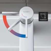 Bei Einhebelmischern mit der energiesparenden FreshStart-Variante.......