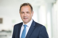 Gerald Linke bleibt für weitere fünf Jahre an der Spitze.......