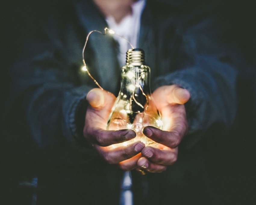 Bild: Riccardo Annandale / Unsplash