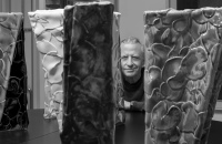 Für Santiago Miranda ist Zehnder Tetris eine Hommage an die schwankende Bewegung von Flüssigkeiten, an das Kommen und Gehen von Wasser in den Heizkreisläufen und an die Blutzirkulation in unserem Körper.<br />Bild: Santiago Miranda