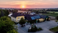 Der Meindlhof im oberösterreichischen Schlatt ist seit mehr als 300 Jahren im Familienbesitz. Familie Moritz setzt beim Gemüseanbau auf Nützlinge, effektive Mikroorganismen und biologisch abbaubare Materialien. 