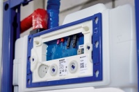 Mehr Connectivity erhalten Nutzer durch die Anbindung an das BacNET, zudem besteht eine Schnittstelle zur Gebäudeautomation über GEBUS und Digital I/0.