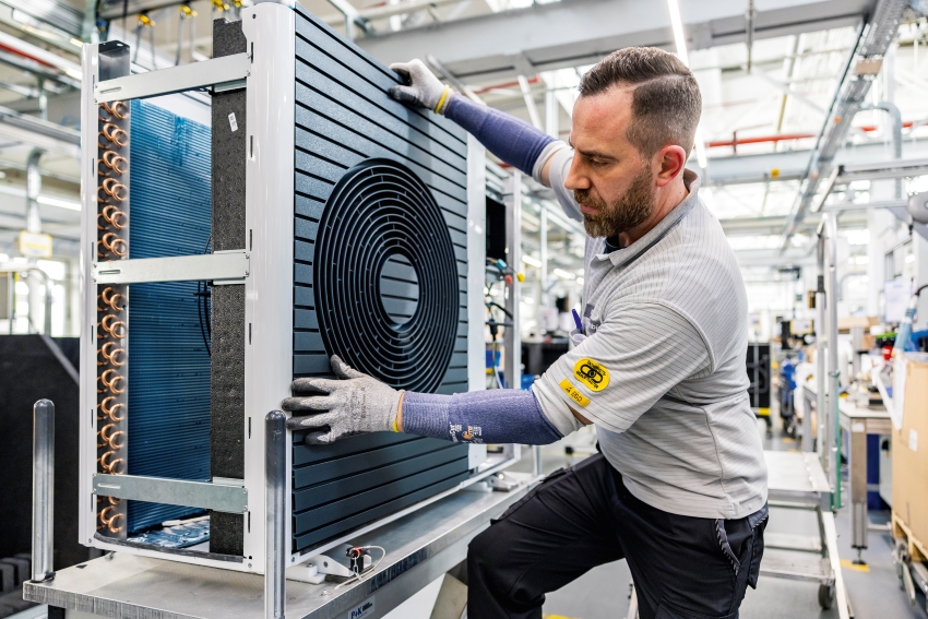 Wärmepumpenproduktion der Vaillant Group an ihrem Stammsitz...