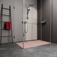 Auch im schwellenlosen Duschbereich sorgt der AEG THERMO BODEN Comfort WELLNESS für höchste Wärmeansprüche. Wo kein Rinnenablauf vorgesehen ist, bietet AEG Haustechnik eine Spezialheizmatte für den mittigen Punktablauf an, diese unterstützt die fachgerechte und zeitsparende Installation.<br />Bilder: AEG Haustechnik