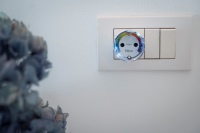 Die intelligente Steckdose Plug-Control mit Strommessfunktion.