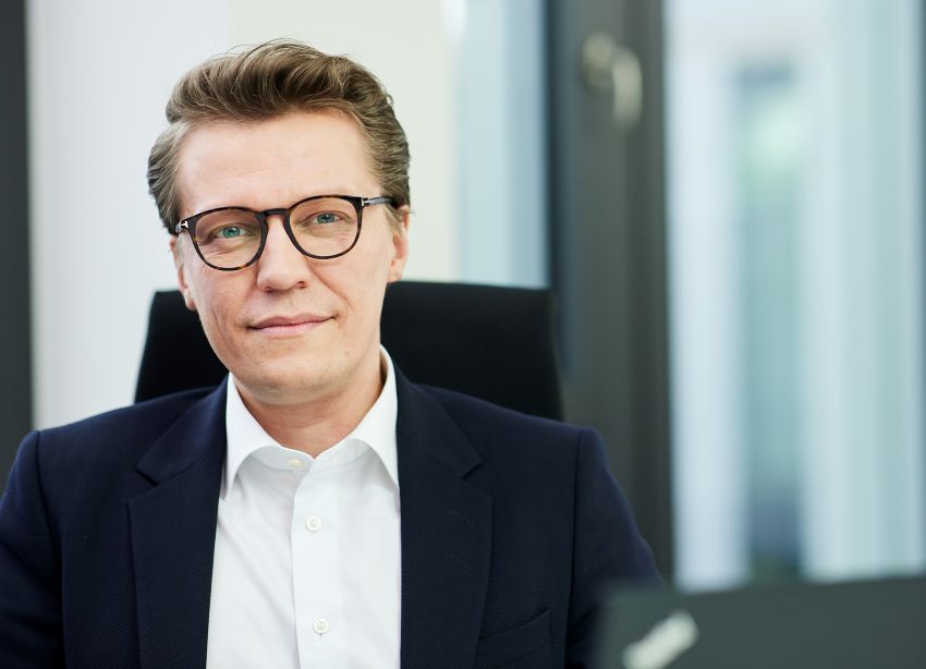 Marius Bucur, Chief Strategy Officer, freut sich, dass...