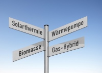 Die Hybridheizung ermöglicht für viele Hausbesitzer die Möglichkeit die überwiegende Zeit des Jahres mit regenerativer Energie zu heizen. <br />Bild: Selfio@_hkama - Adobe Stock