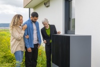Ein einfacher Test zeigt Hauseigentümerinnen und Hauseigentümer, ob ihre Immobilie fit für eine Wärmepumpe ist.<br />Bild: Zukunft Altbau